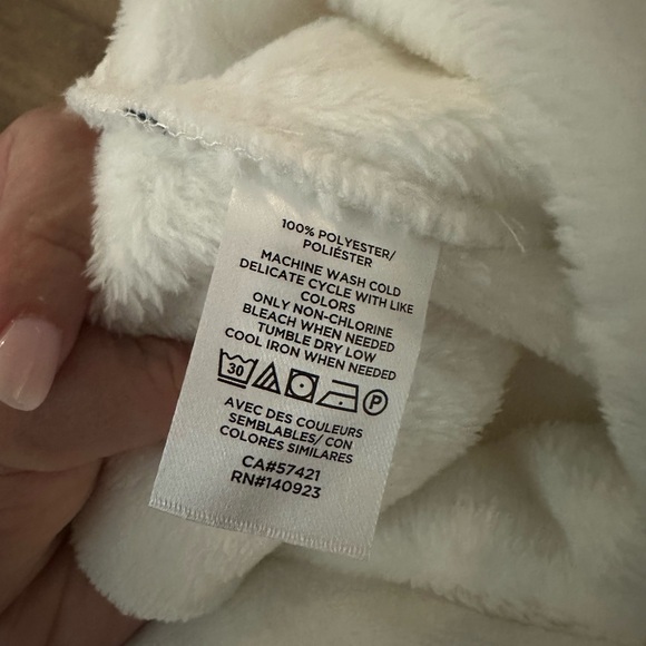 LOFT Heart Fuzzy Sweater - Picture 4 of 5